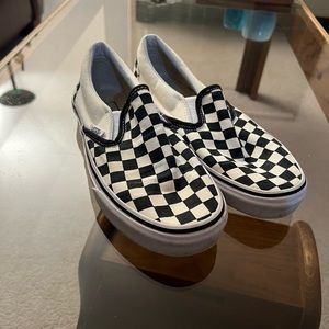 Checkered Vans size 7